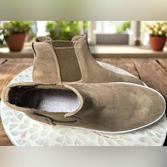 Vince Warren $295 Leather Water Resistant Suede Genuine Shearling Sneaker Boots - Picture 4 of 10